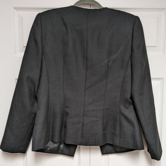 Atrium Collection- Black Collarless Blazer- Size 10 - Picture 4 of 4